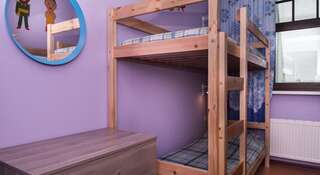 Хостел Kryshi Mira Санкт-Петербург Спальное место на двухъярусной кровати в общем четырехместном номере для женщин-5
